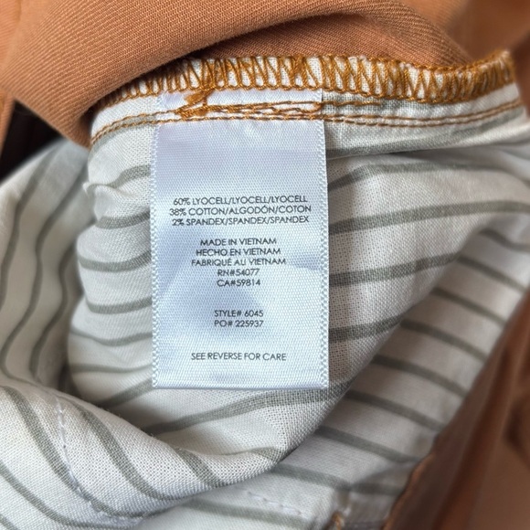Cabi Paper Bag Cargo Pants Women’s Size 8 Rust Burnt Orange Cuffed Style #6045 - Picture 8 of 9